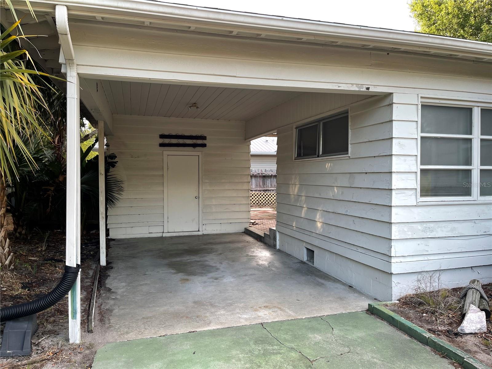 2415 Pelican, Sarasota, FL 34237