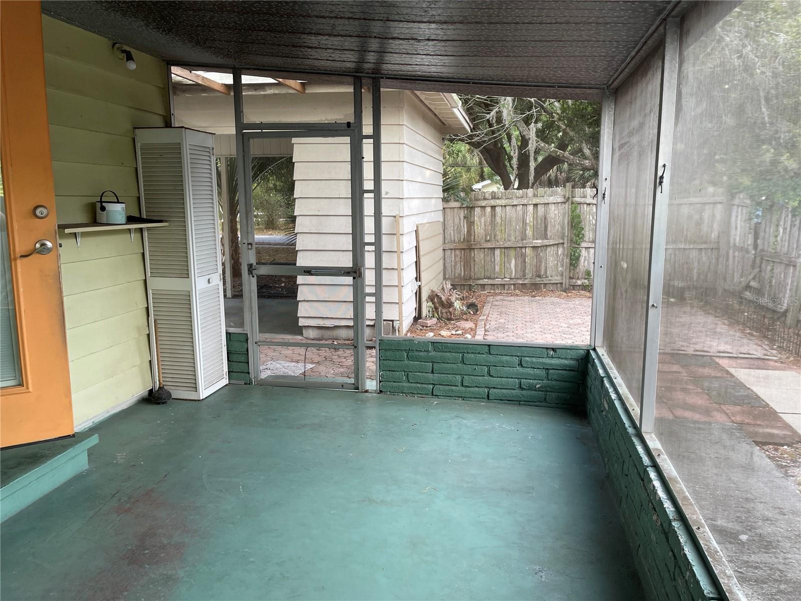 2415 Pelican, Sarasota, FL 34237