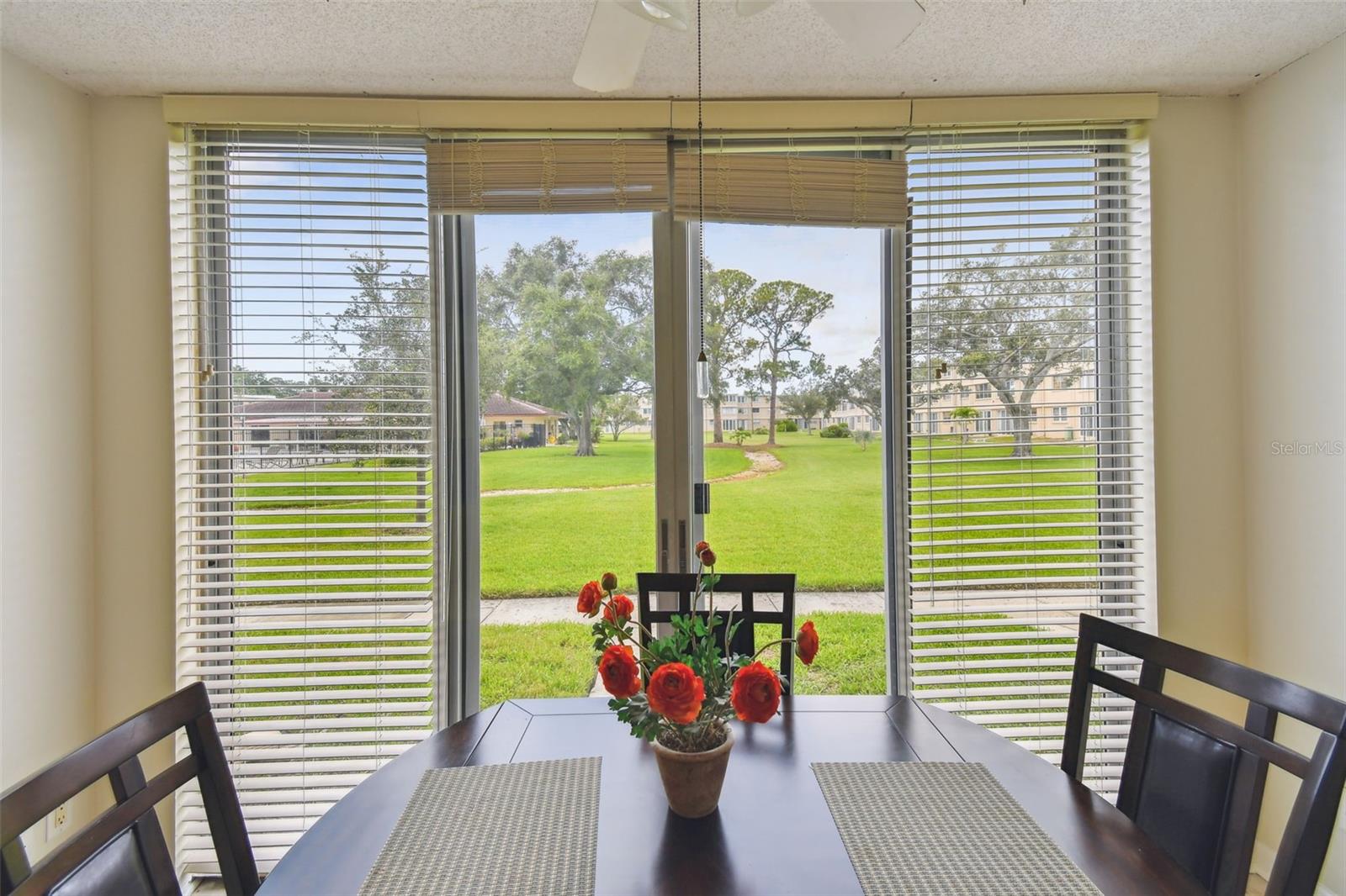 5095 Bay Unit 103, St Petersburg, FL 33703