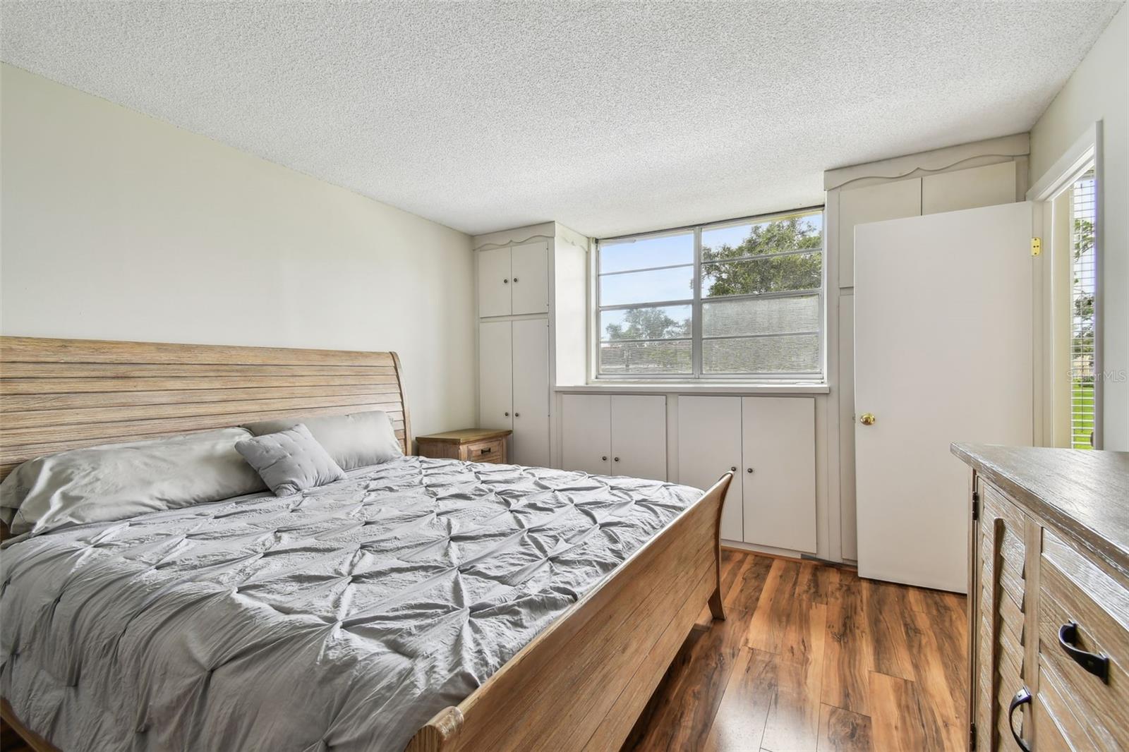 5095 Bay Unit 103, St Petersburg, FL 33703