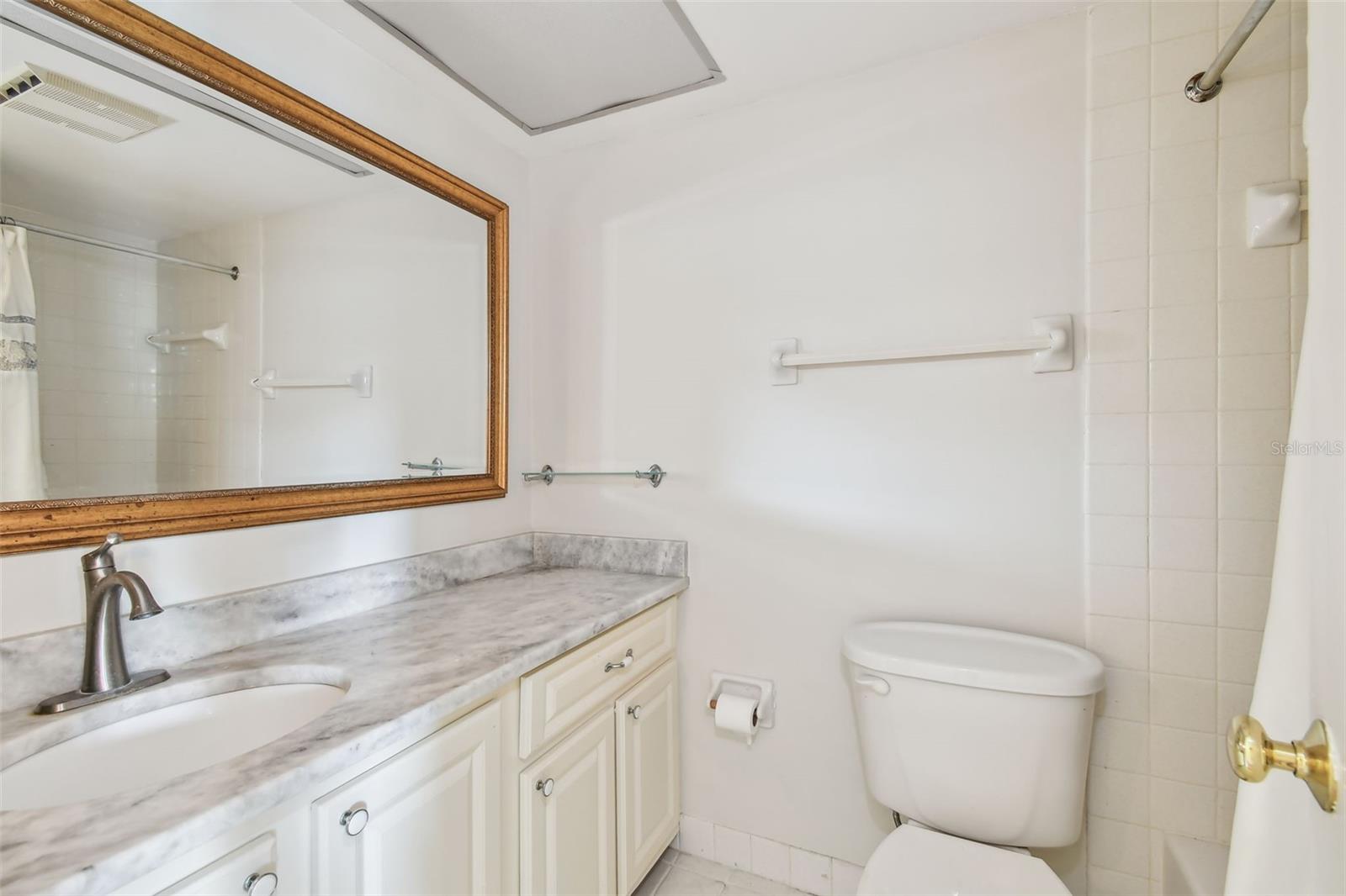 5095 Bay Unit 103, St Petersburg, FL 33703