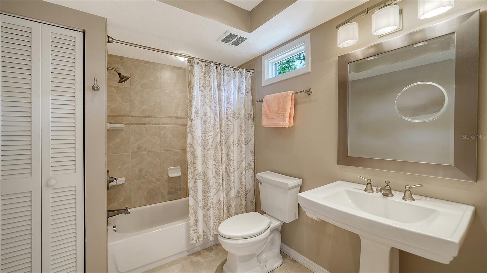 4983 Greencroft Unit 181, Sarasota, FL 34235