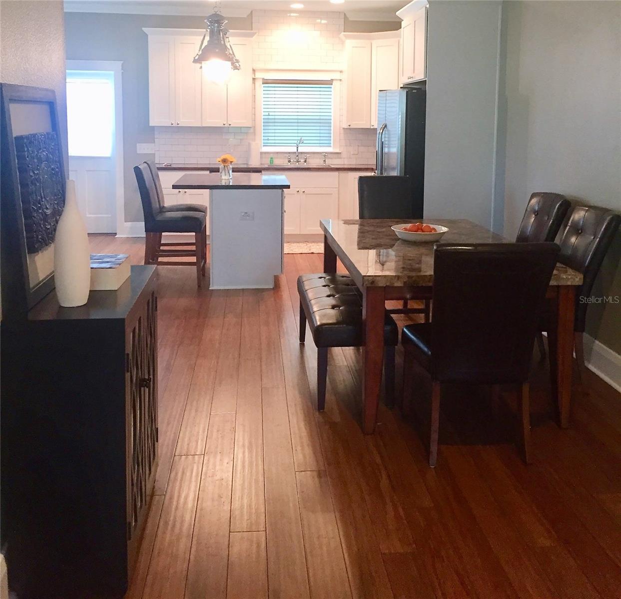 121 Giddens, Tampa, FL 33603