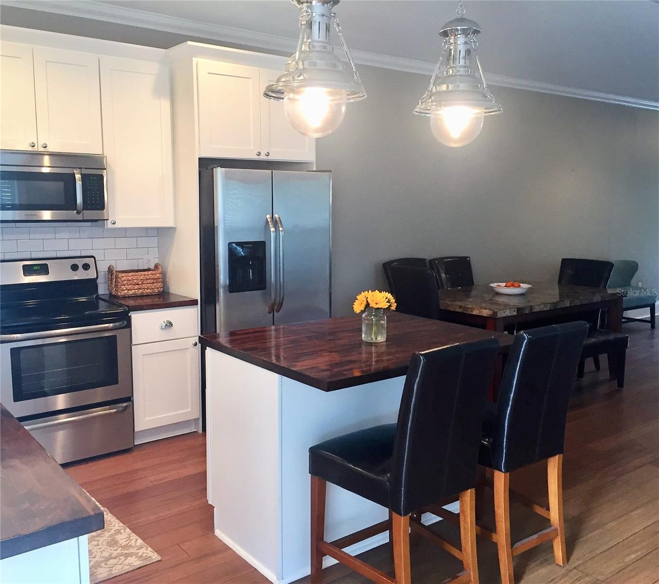 121 Giddens, Tampa, FL 33603