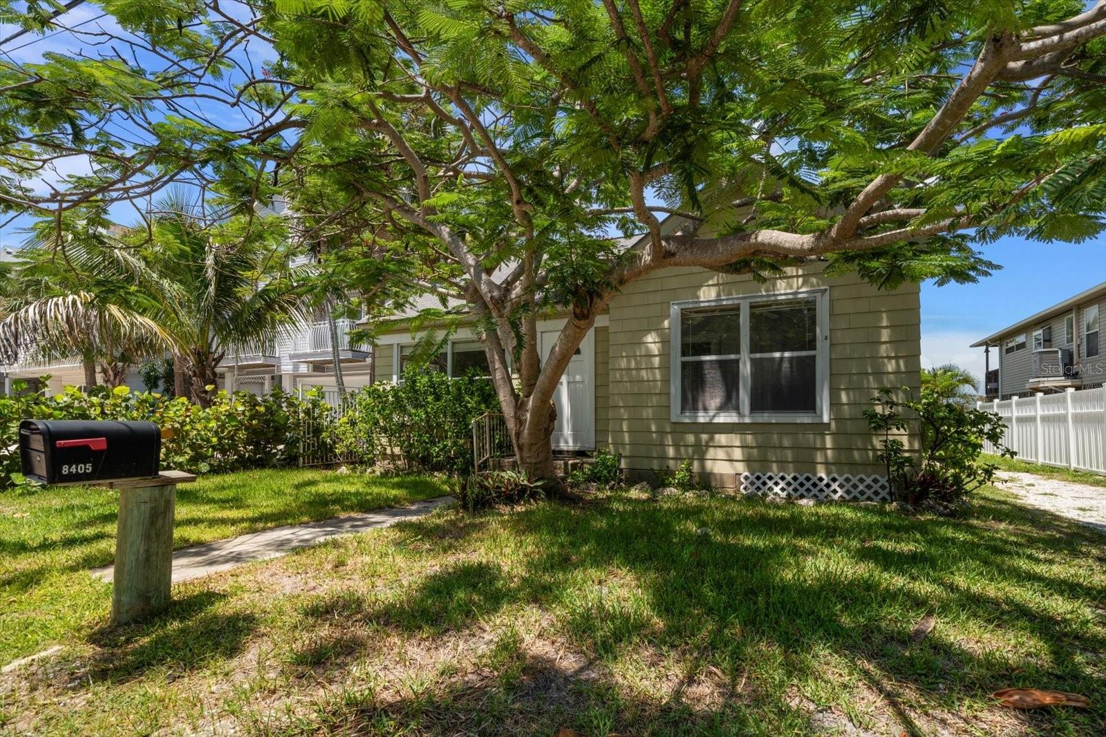 8405 Bayshore, Treasure Island, FL 33706