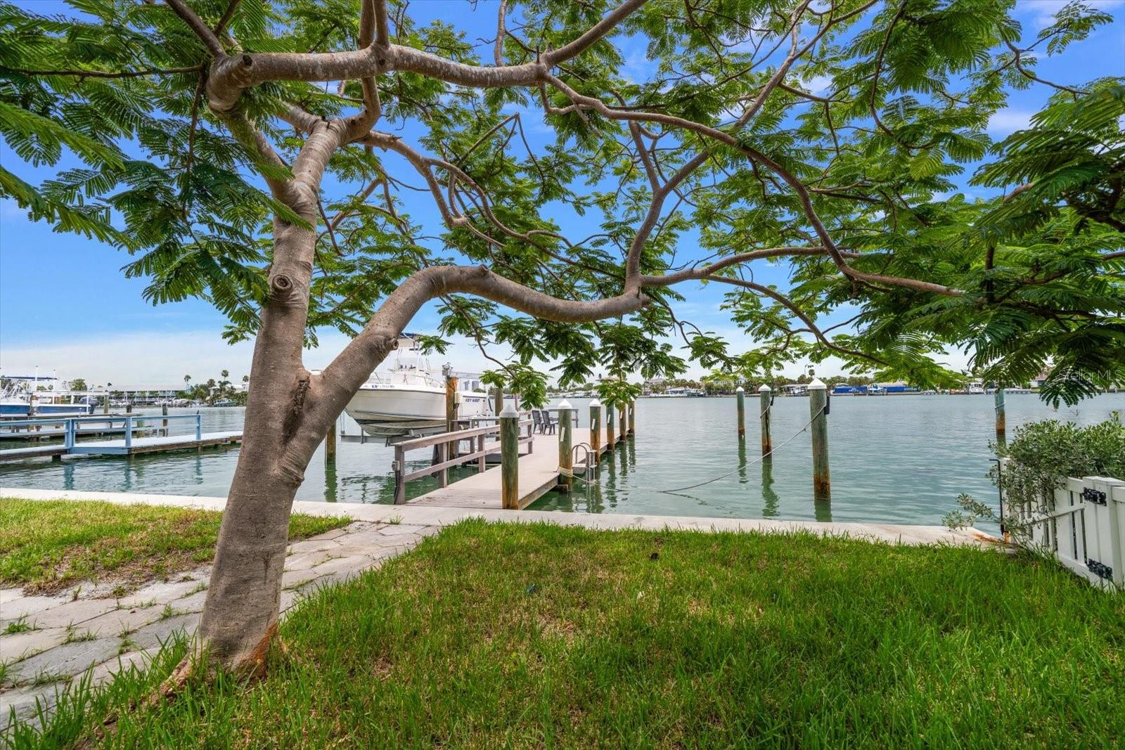 8405 Bayshore, Treasure Island, FL 33706