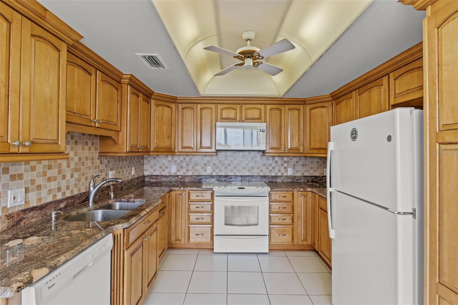 150 Belleview Unit 507, Belleair, FL 33756