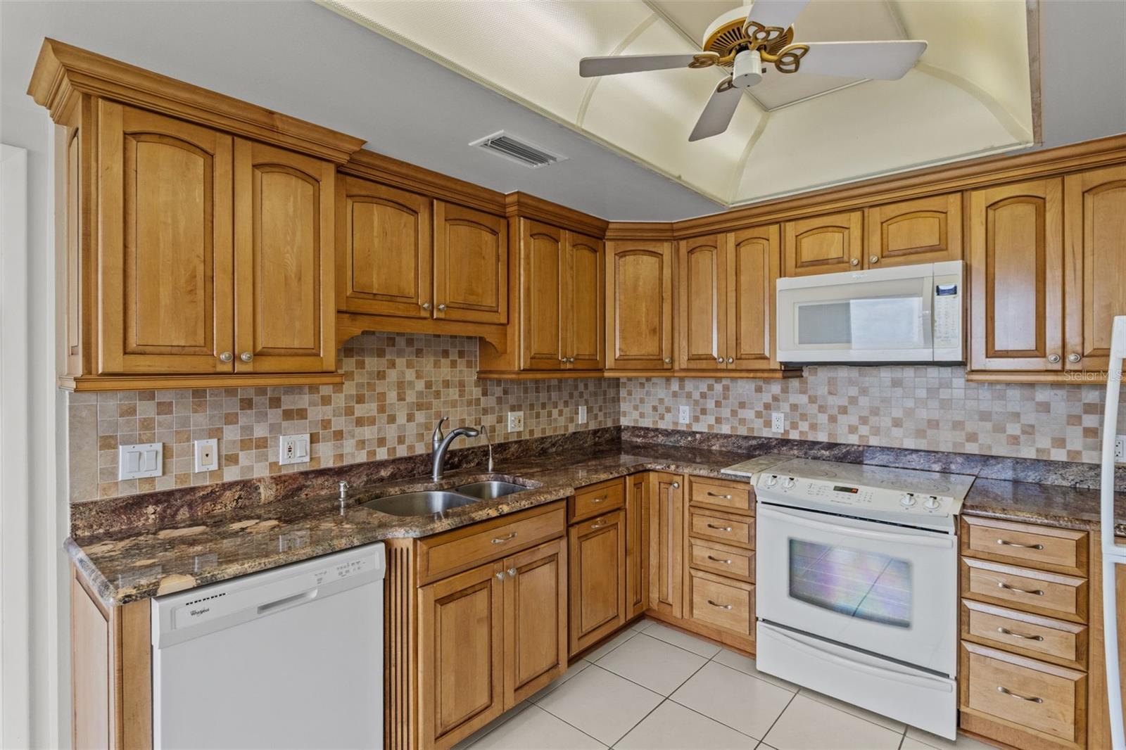 150 Belleview Unit 507, Belleair, FL 33756