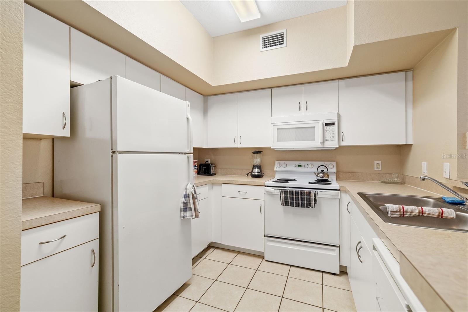 4142 Central Sarasota Unit 1415, Sarasota, FL 34238