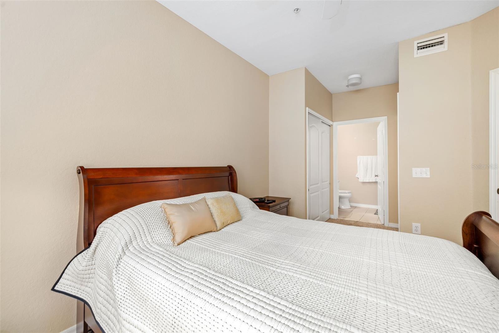 4142 Central Sarasota Unit 1415, Sarasota, FL 34238