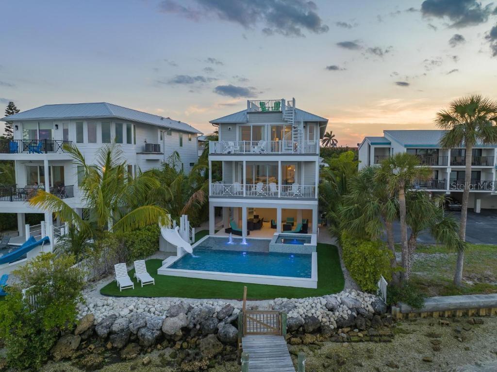 112 11th, Bradenton Beach, FL 34217