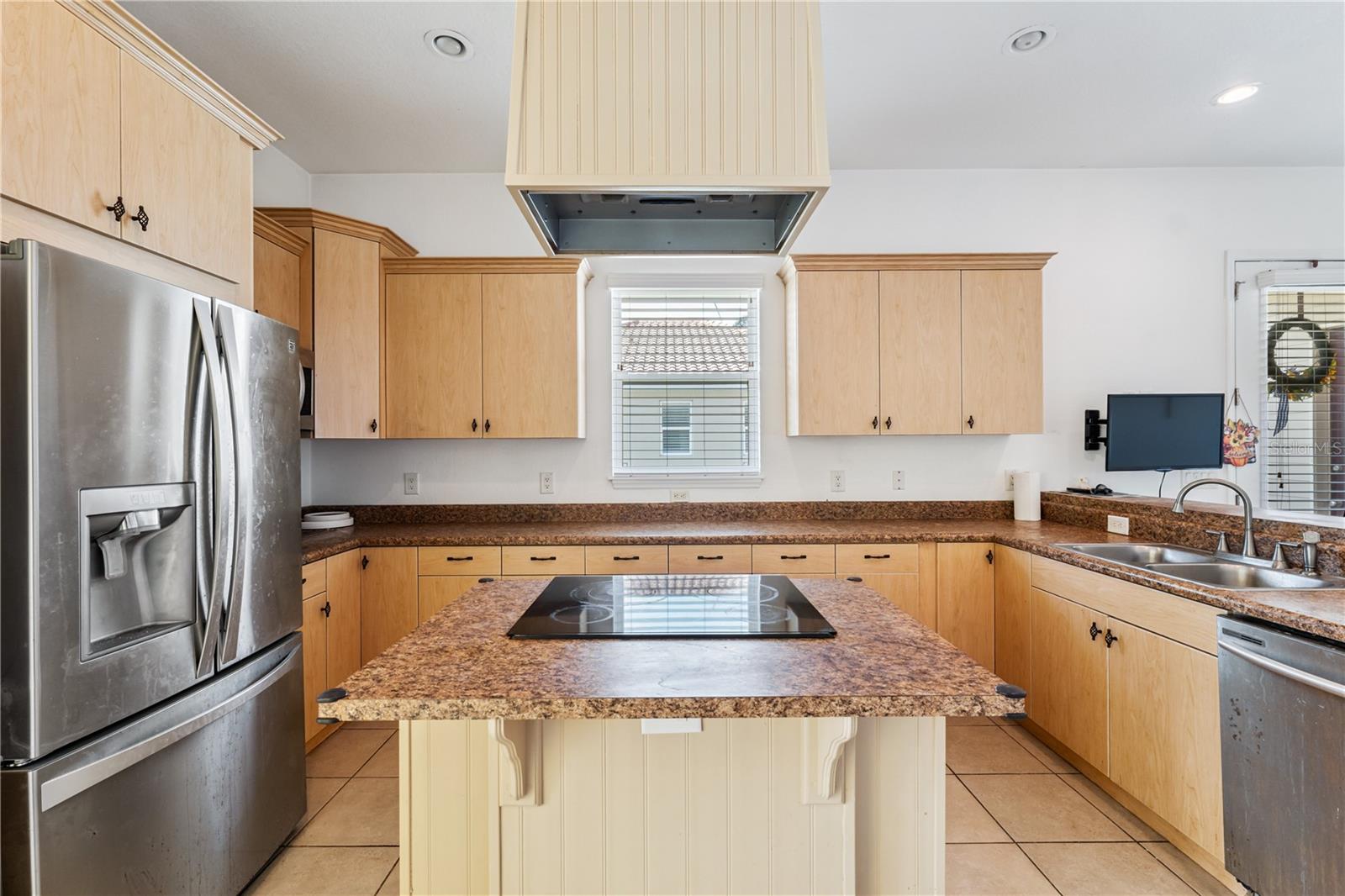 10813 Boca Club, Seminole, FL 33772