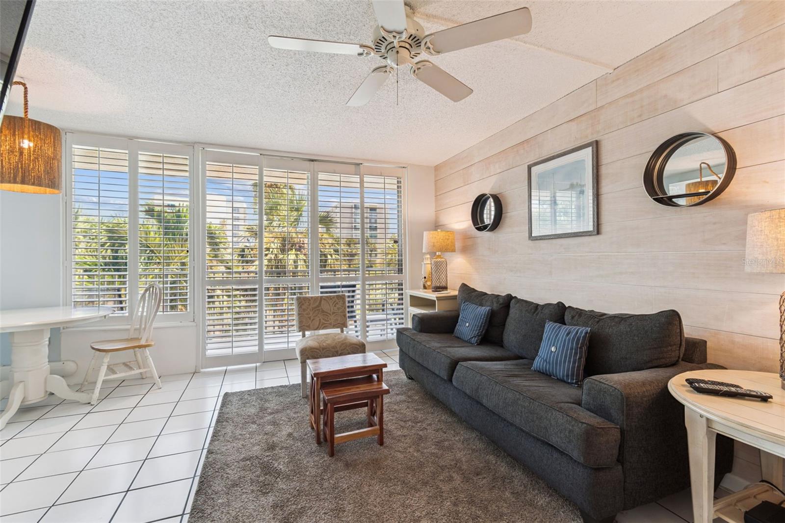 800 Bayway Unit 17, Clearwater Beach, FL 33767