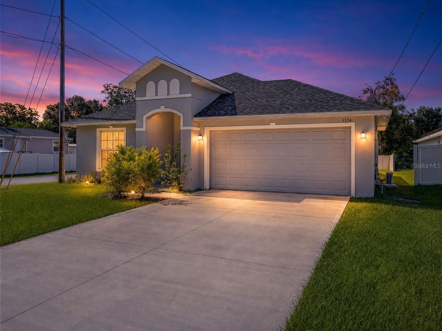1534 Pine, Orlando, FL 32824