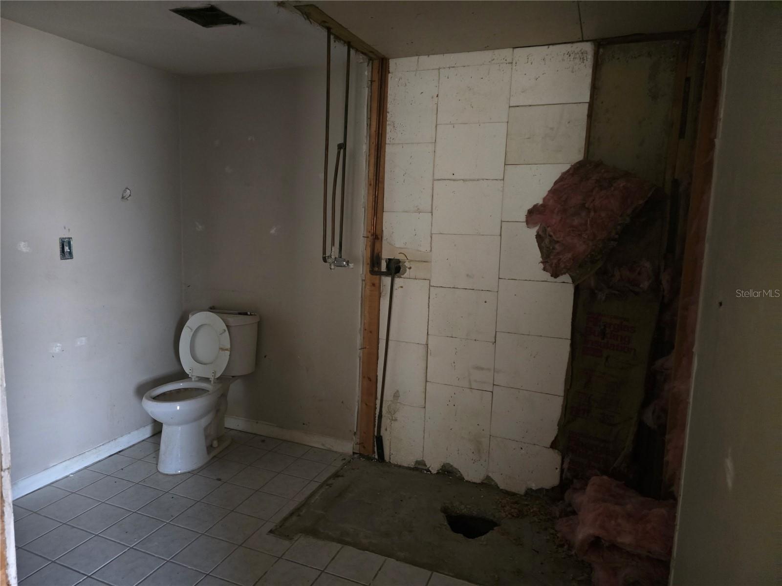 6124 11th, Zephyrhills, FL 33542