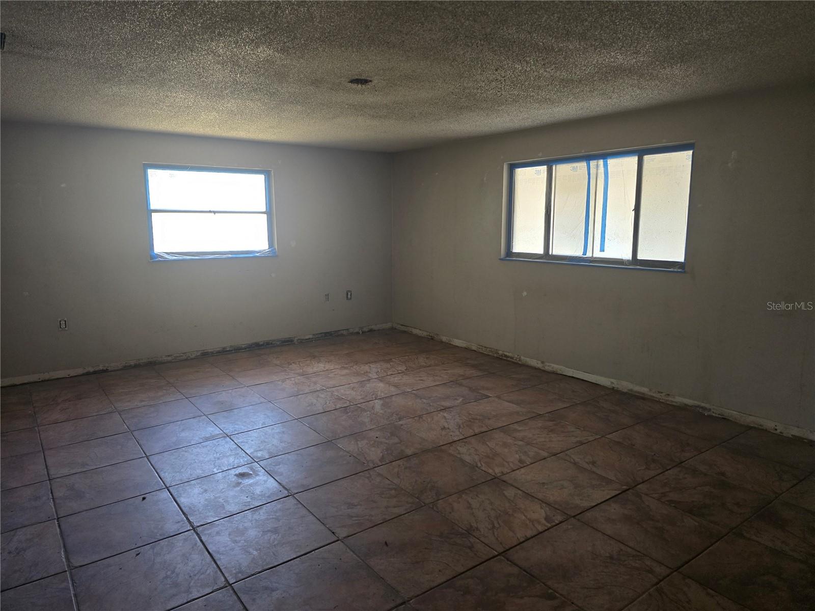 6124 11th, Zephyrhills, FL 33542