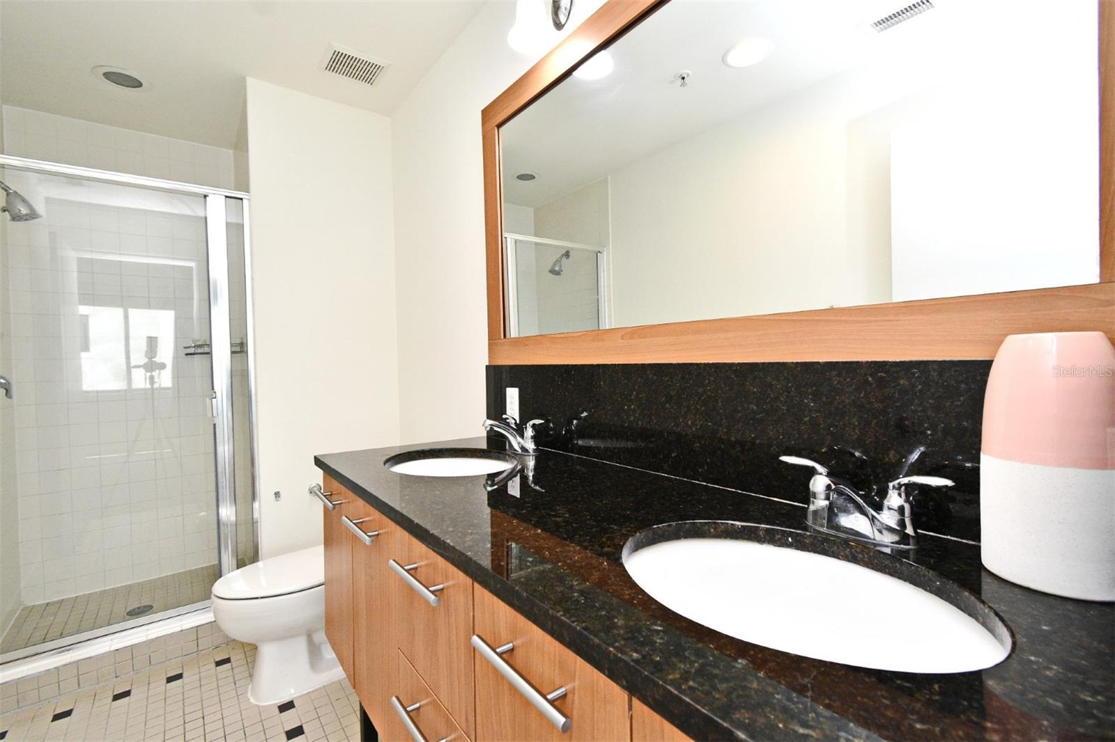 460 Jackson Unit 5, Orlando, FL 32801