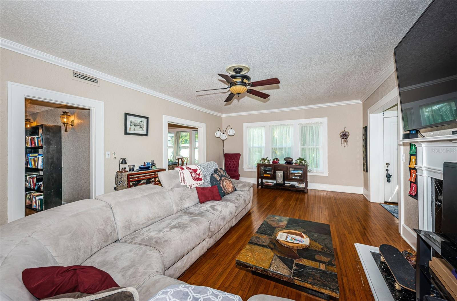 3730 Foster Hill, St Petersburg, FL 33704