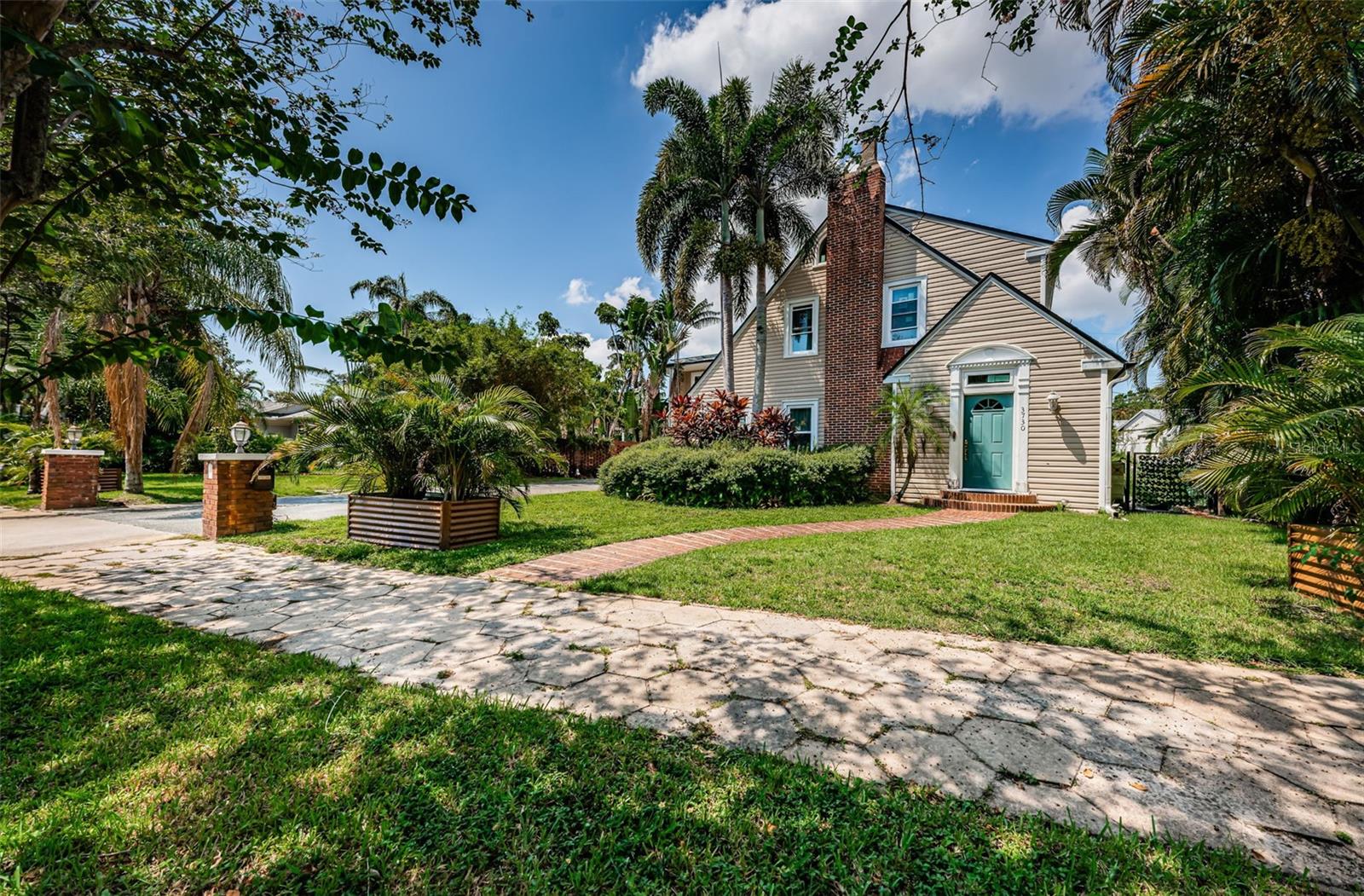 3730 Foster Hill, St Petersburg, FL 33704