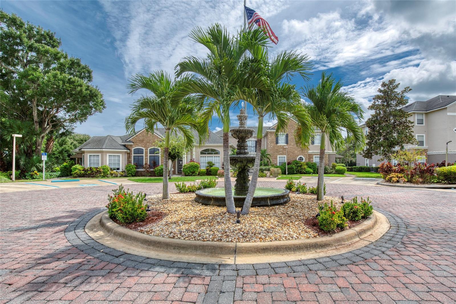 940 Village Unit 2-207, Port Orange, FL 32127