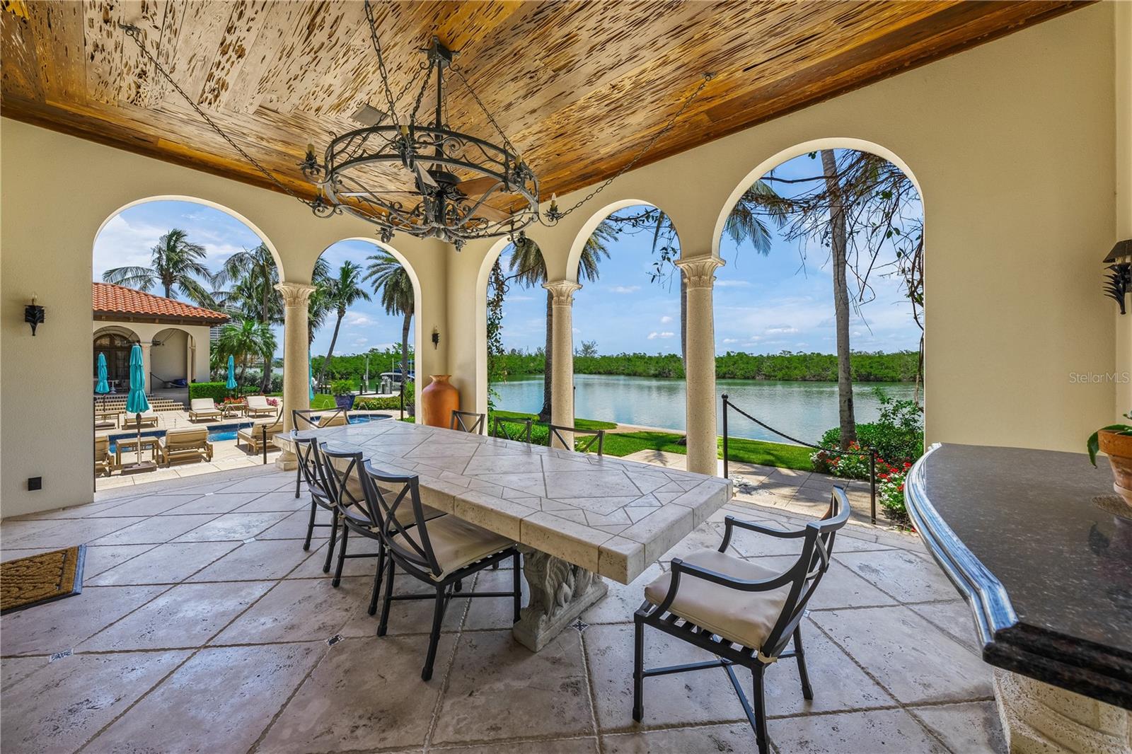 139 Washington, Sarasota, FL 34236