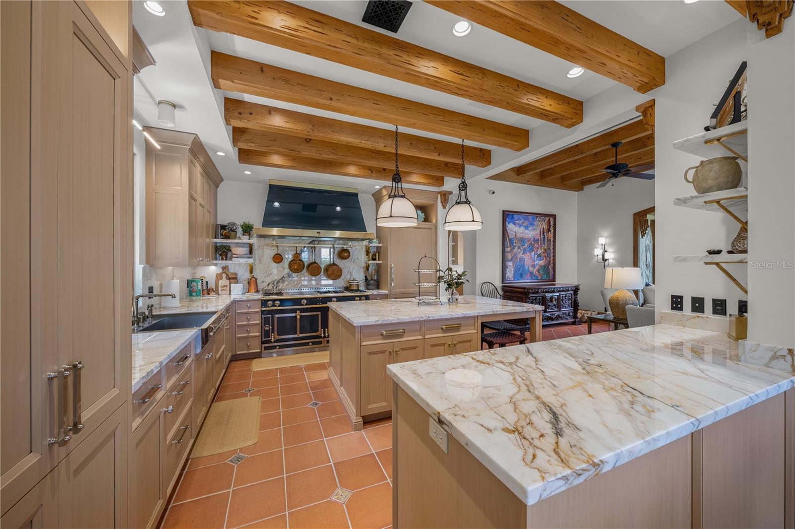139 Washington, Sarasota, FL 34236