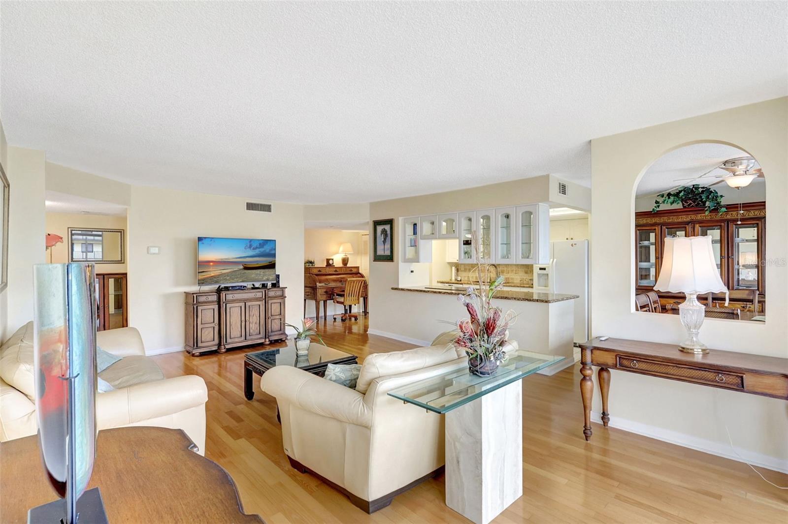660 Island Unit 708, Clearwater Beach, FL 33767