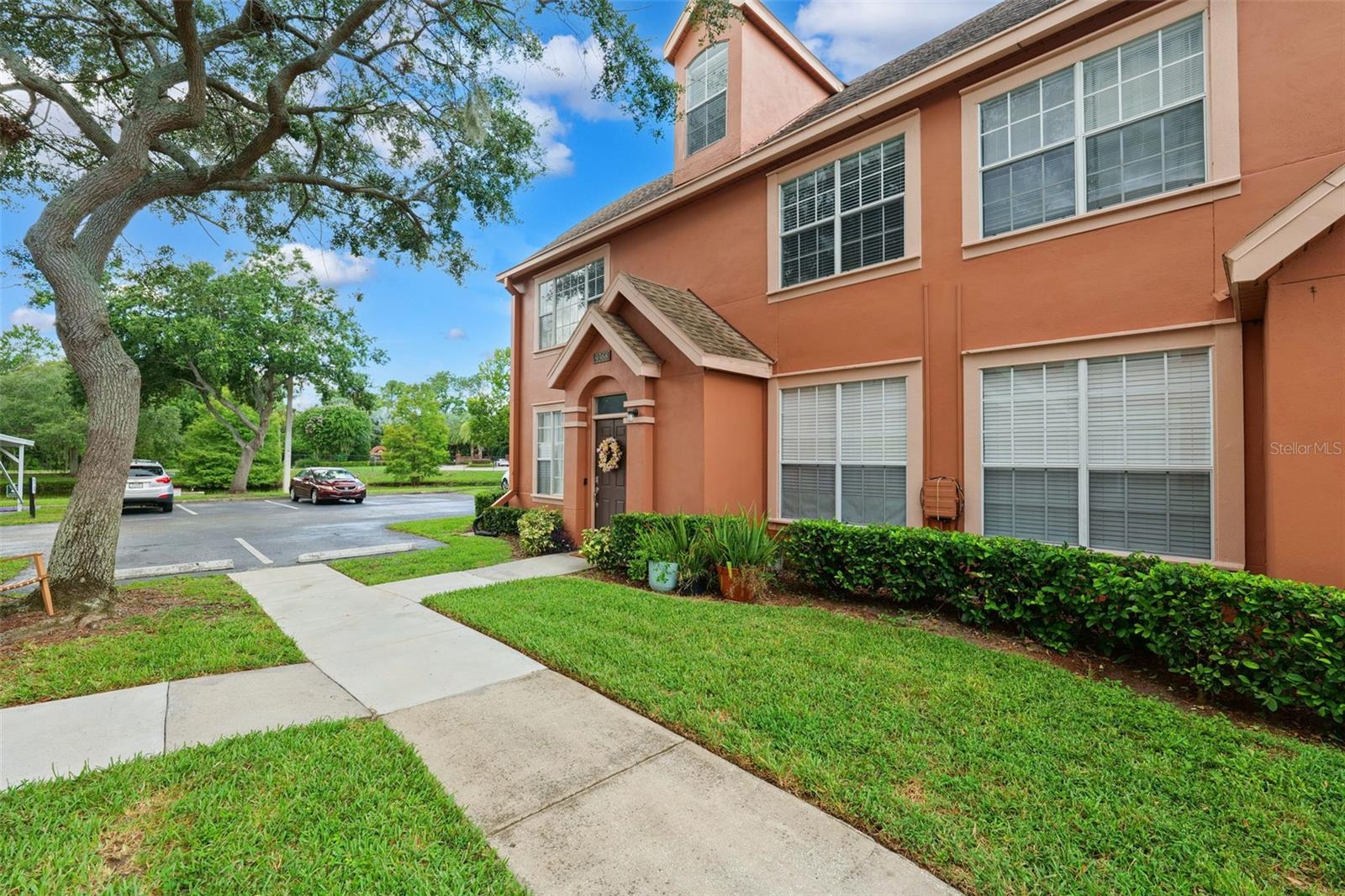 9368 Lake Chase Island Unit 9368, Tampa, FL 33626