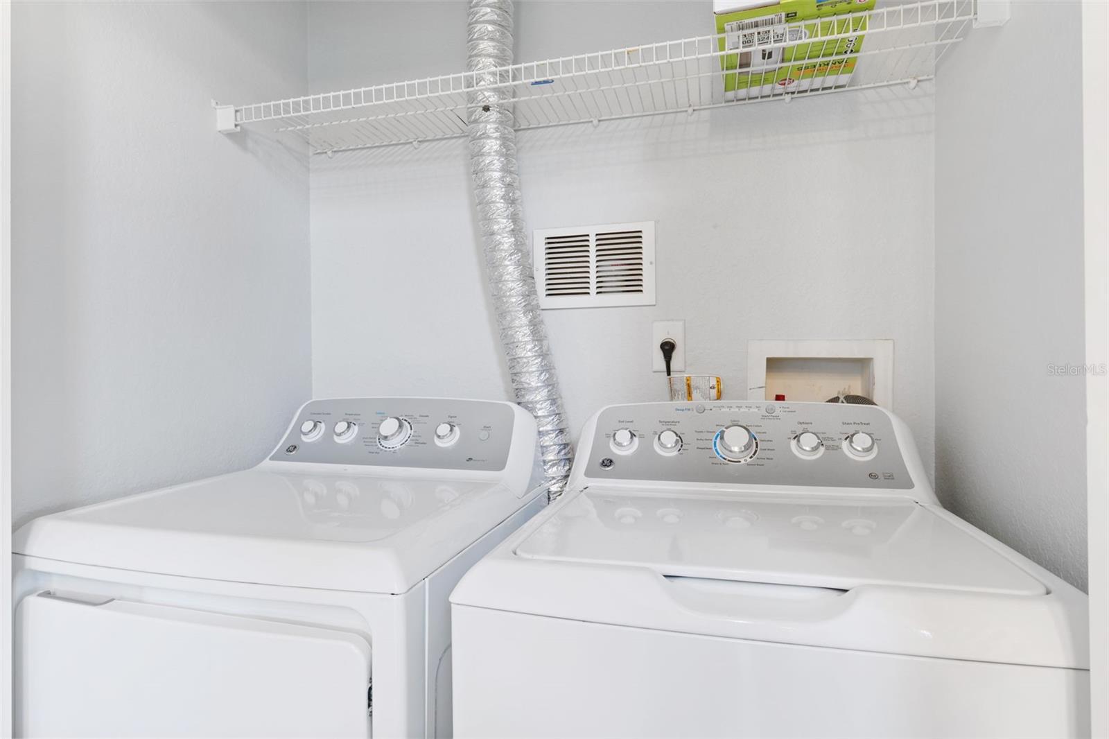 9368 Lake Chase Island Unit 9368, Tampa, FL 33626