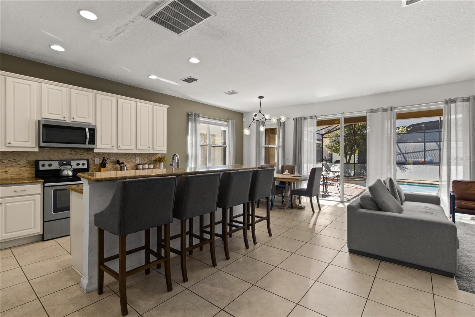 4414 Shiva, Kissimmee, FL 34746