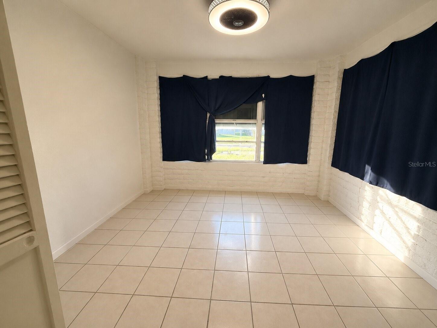 1517 Grandview, Daytona Beach, FL 32118