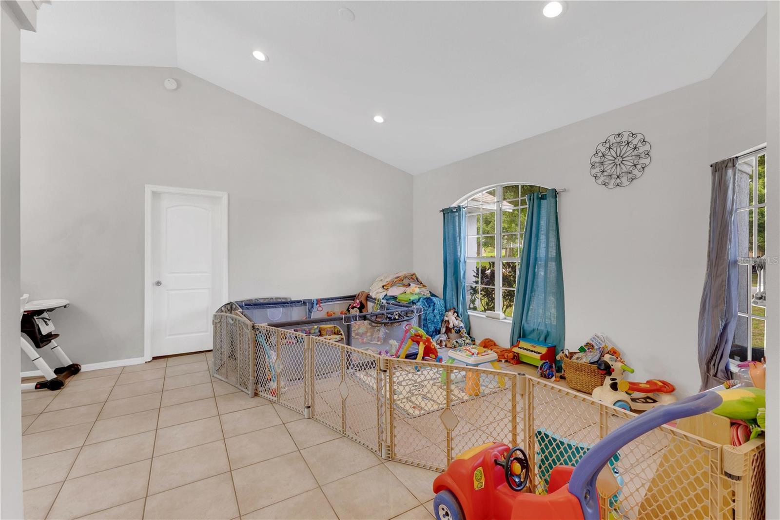 623 Oakpark, Davenport, FL 33837