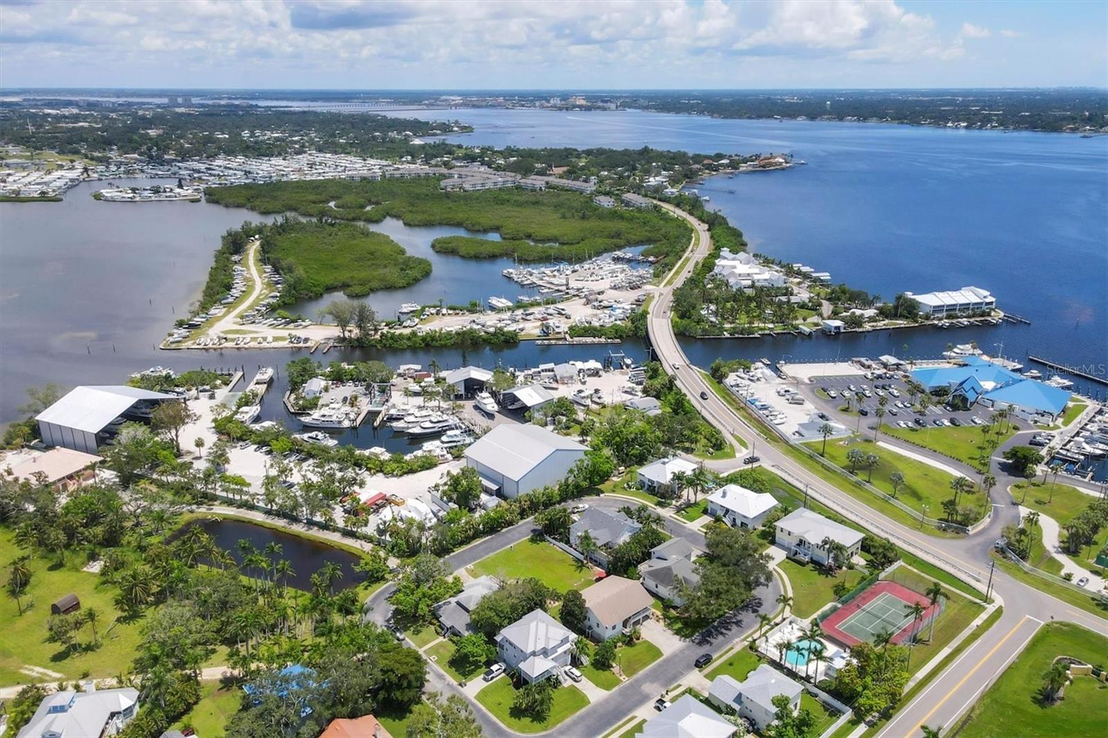 1408 43rd Avenue, Palmetto, FL 34221