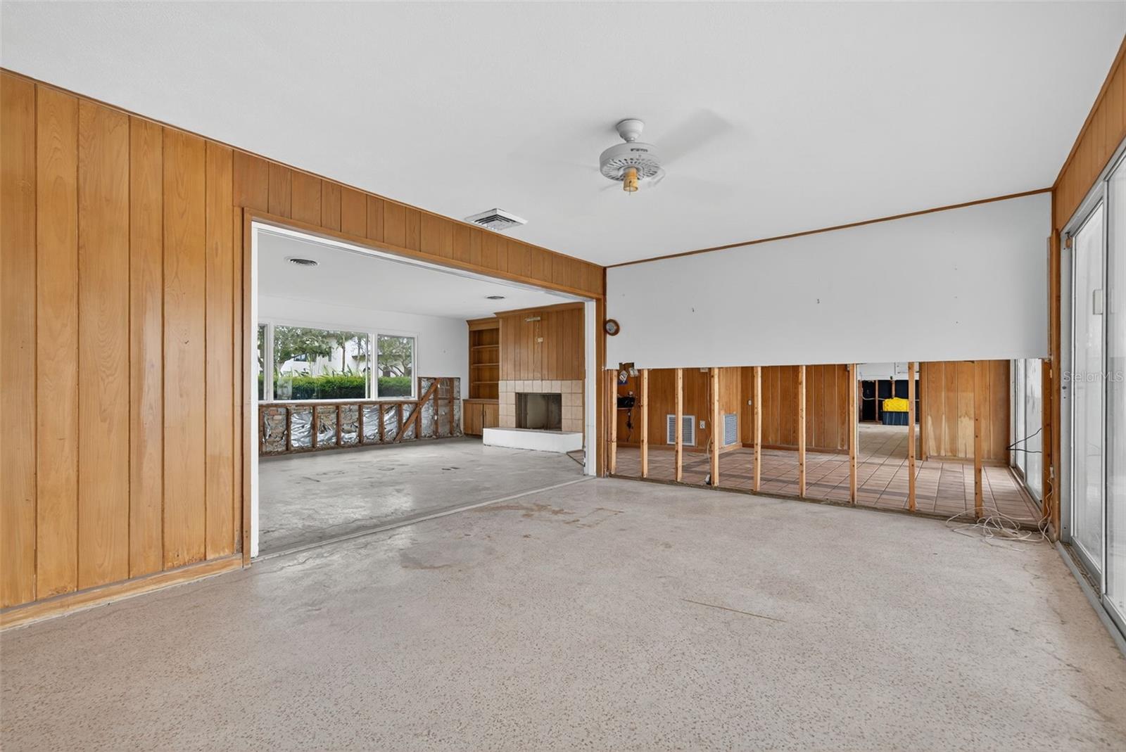 377 Shore, Sarasota, FL 34234