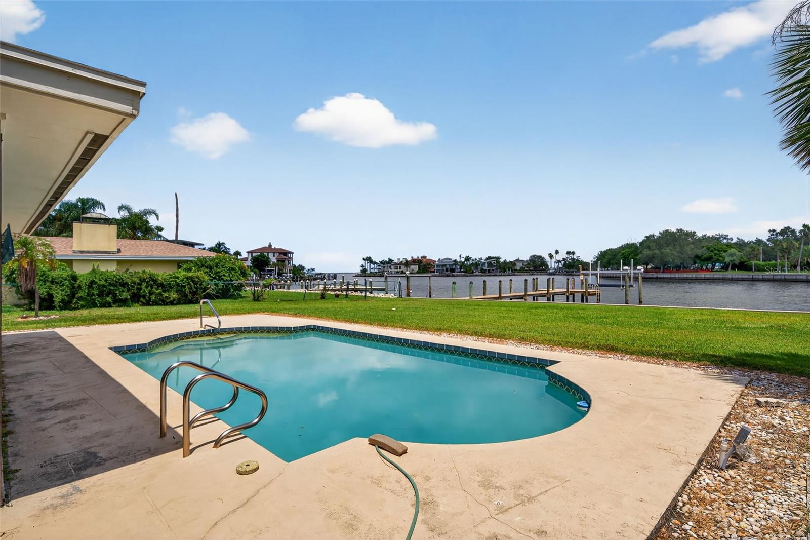 377 Shore, Sarasota, FL 34234