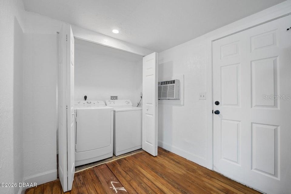 1636 Valencia, Daytona Beach, FL 32117