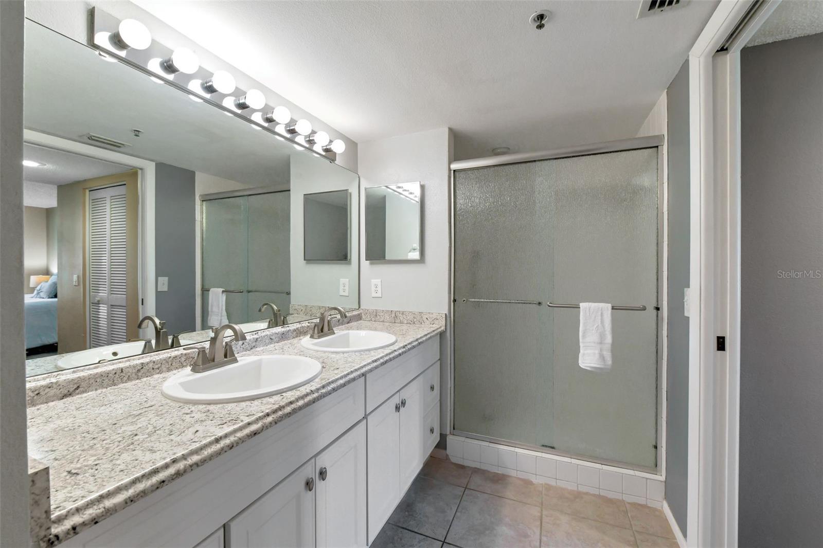 6908 Drewrys Unit 704, Bradenton, FL 34203