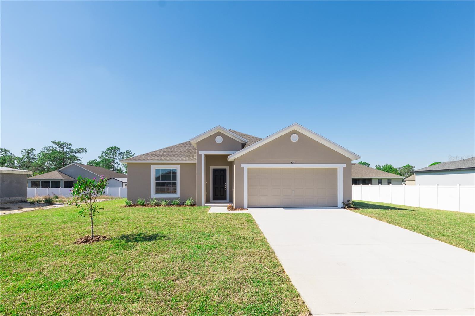 4569 San Lorenzo, Sebring, FL 33872