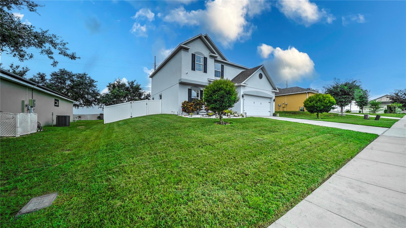2015 Barstow, Dundee, FL 33838