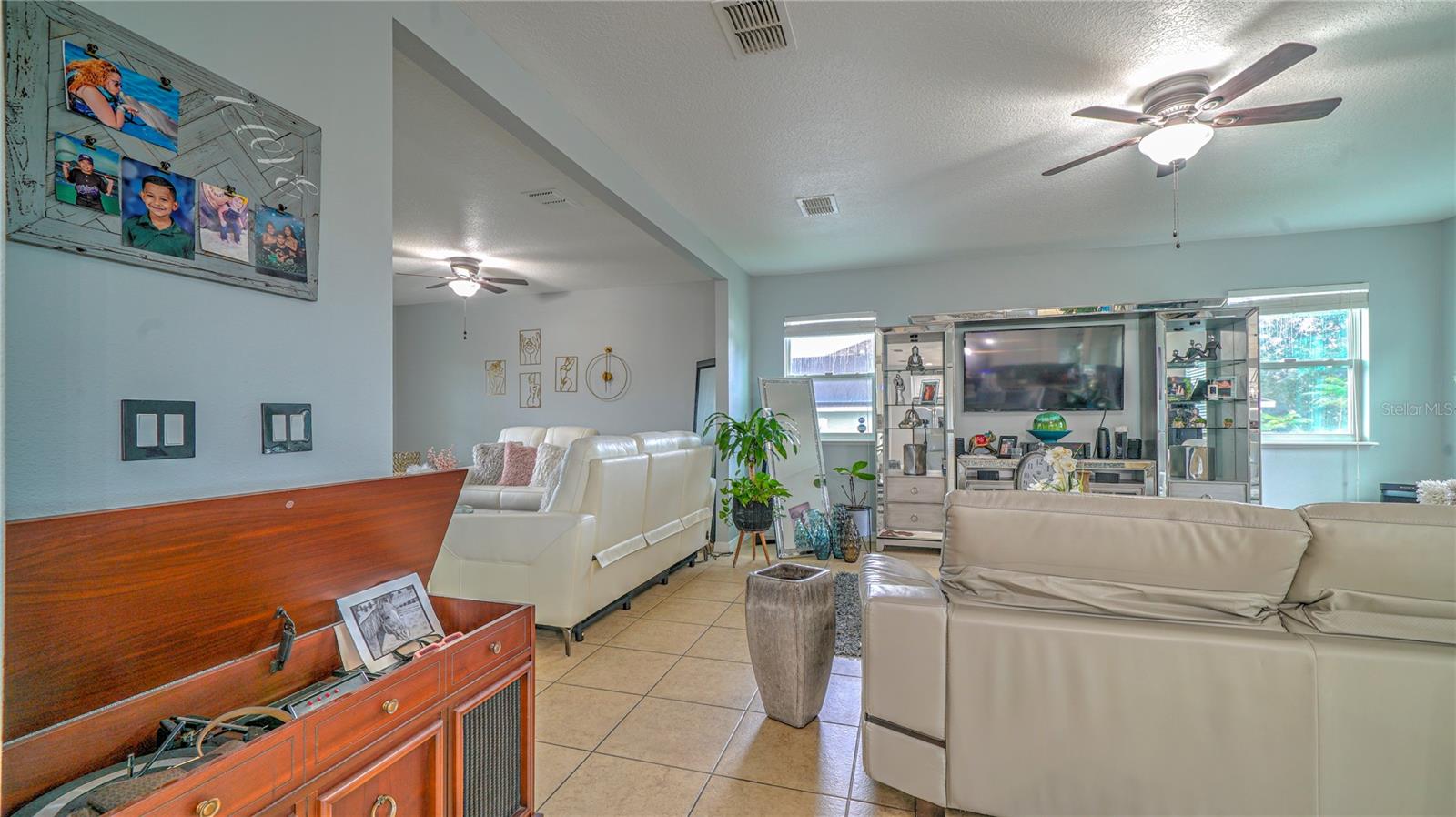 2015 Barstow, Dundee, FL 33838
