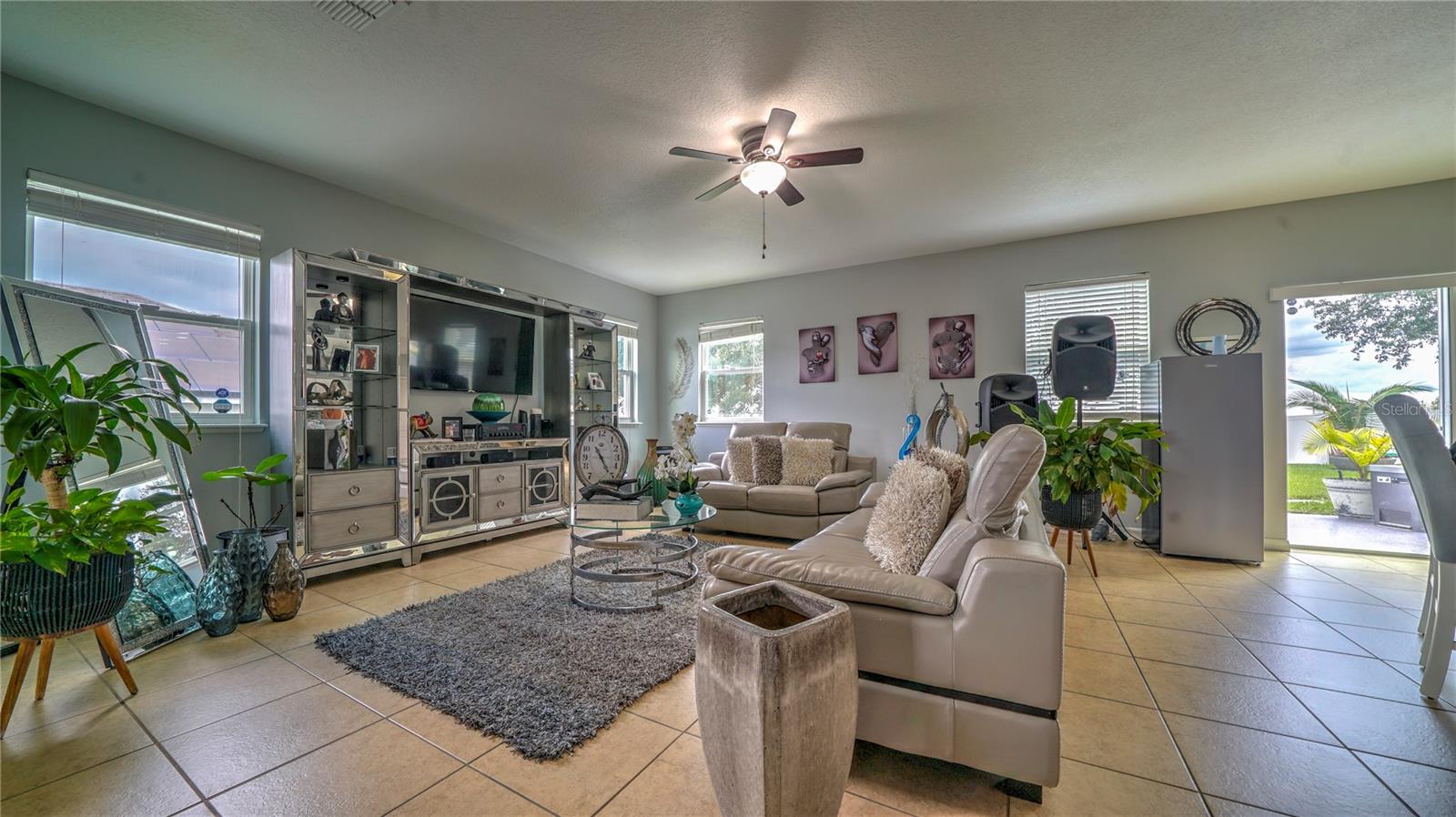 2015 Barstow, Dundee, FL 33838