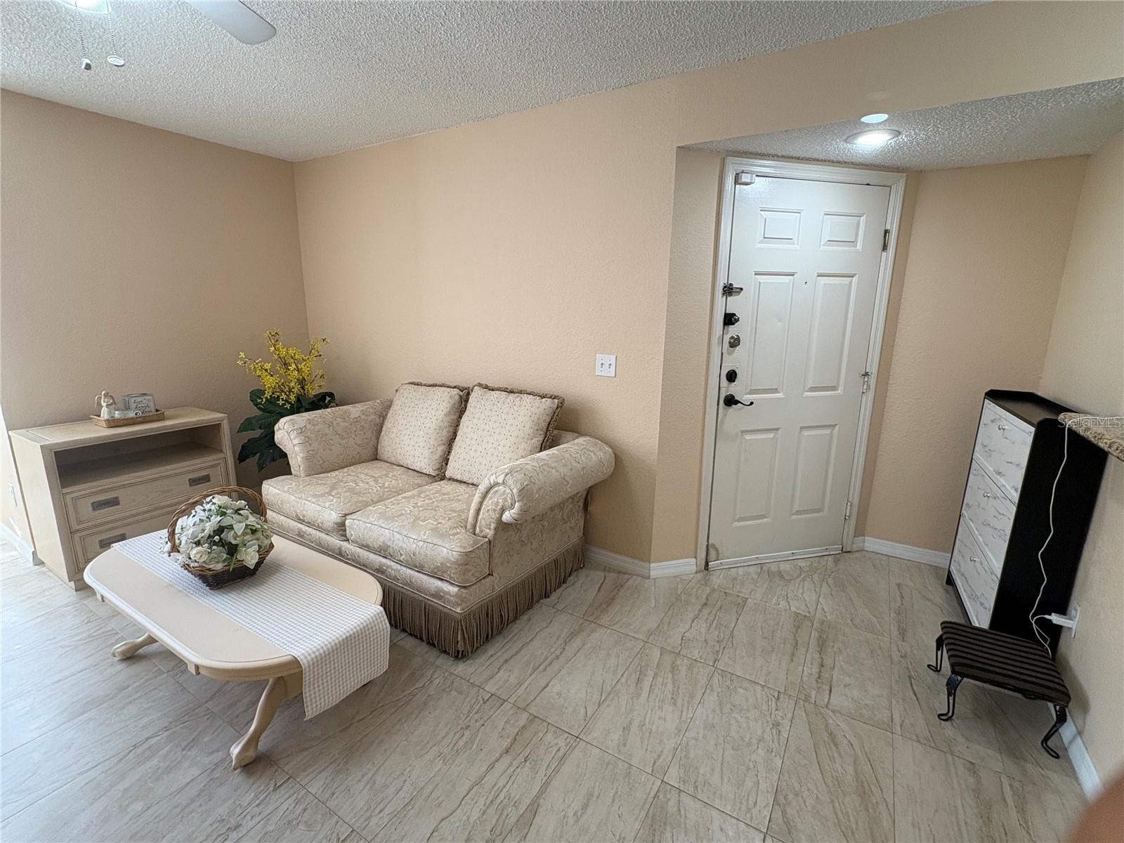 5120 Conroy Unit 12, Orlando, FL 32811