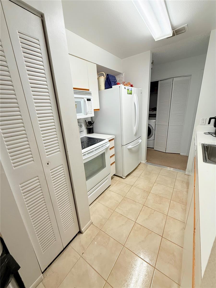 3001 58th Unit 1002, St Petersburg, FL 33712