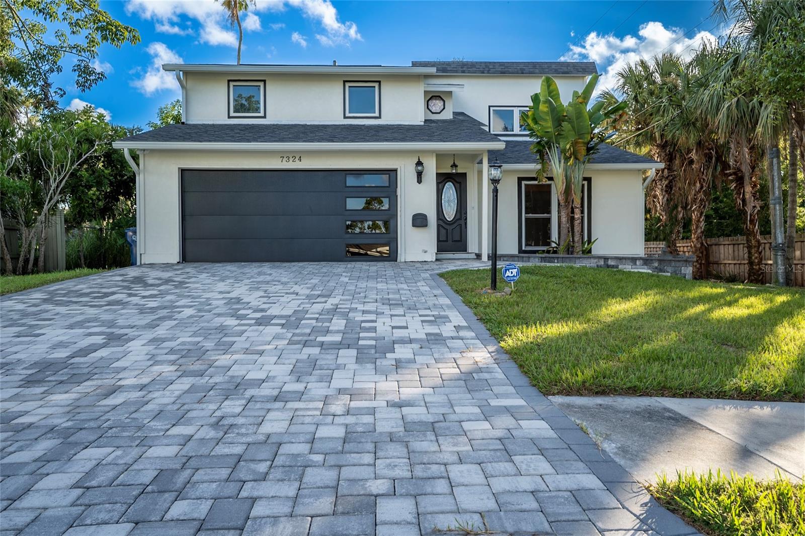 7324 Phillips, Sarasota, FL 34243