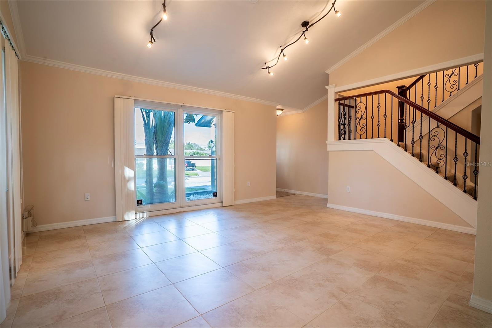 7324 Phillips, Sarasota, FL 34243