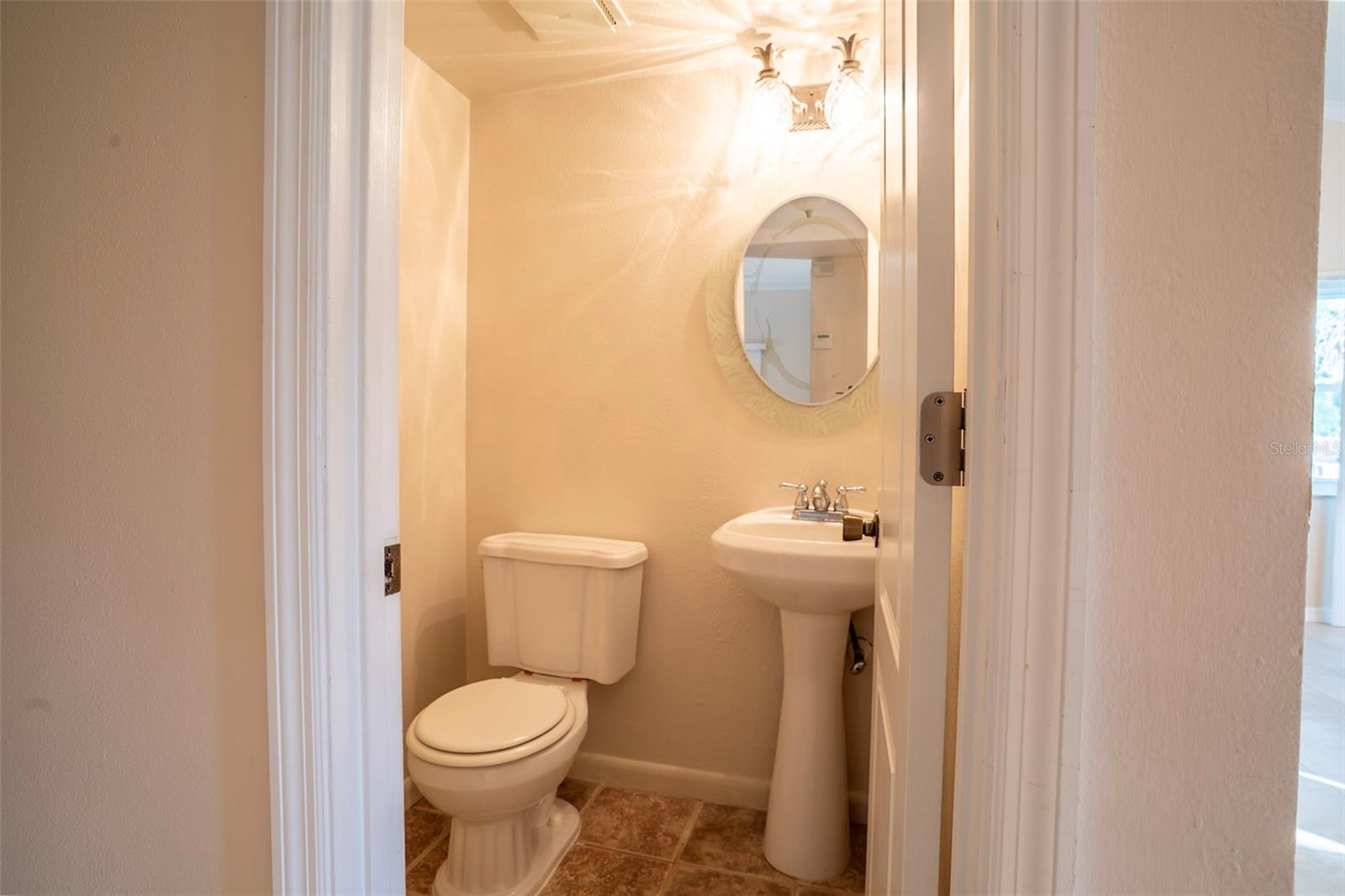 7324 Phillips, Sarasota, FL 34243