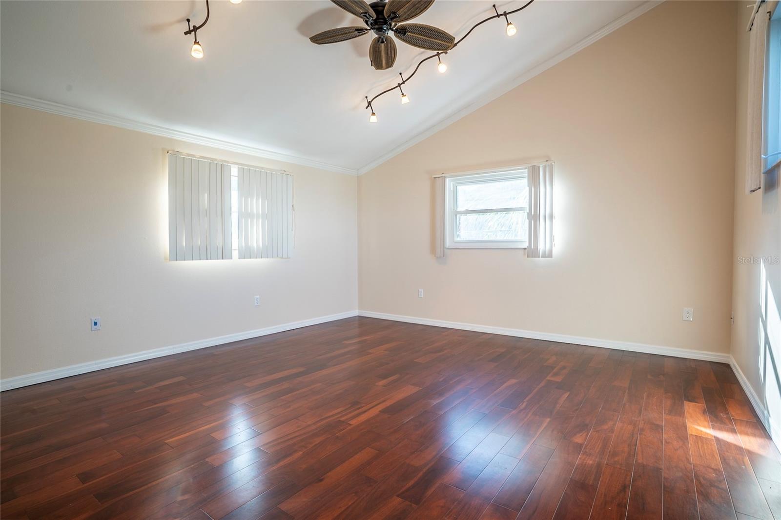 7324 Phillips, Sarasota, FL 34243