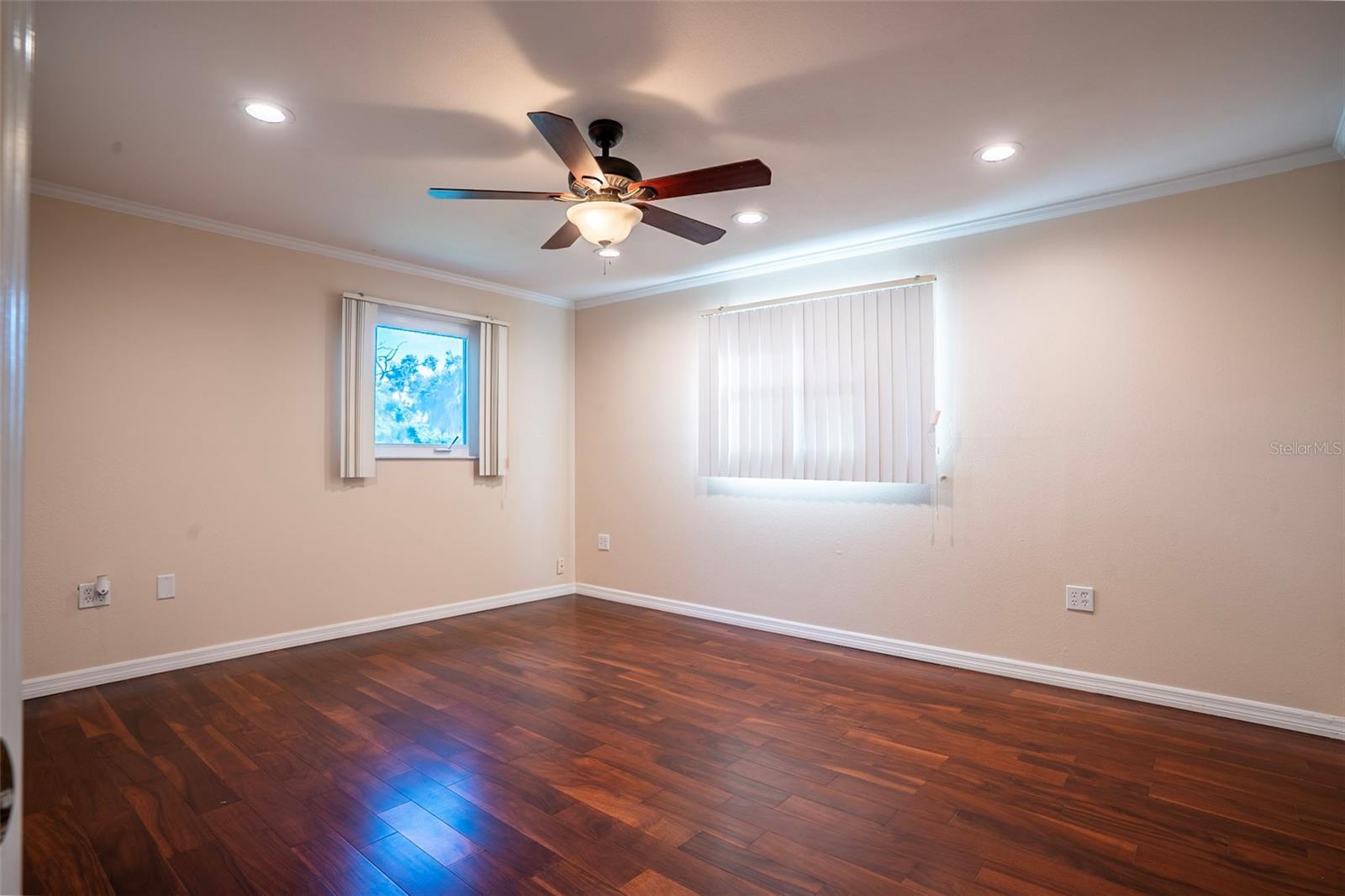7324 Phillips, Sarasota, FL 34243