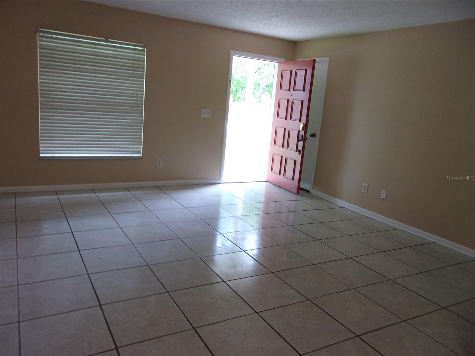 5700 6th, Ocala, FL 34470