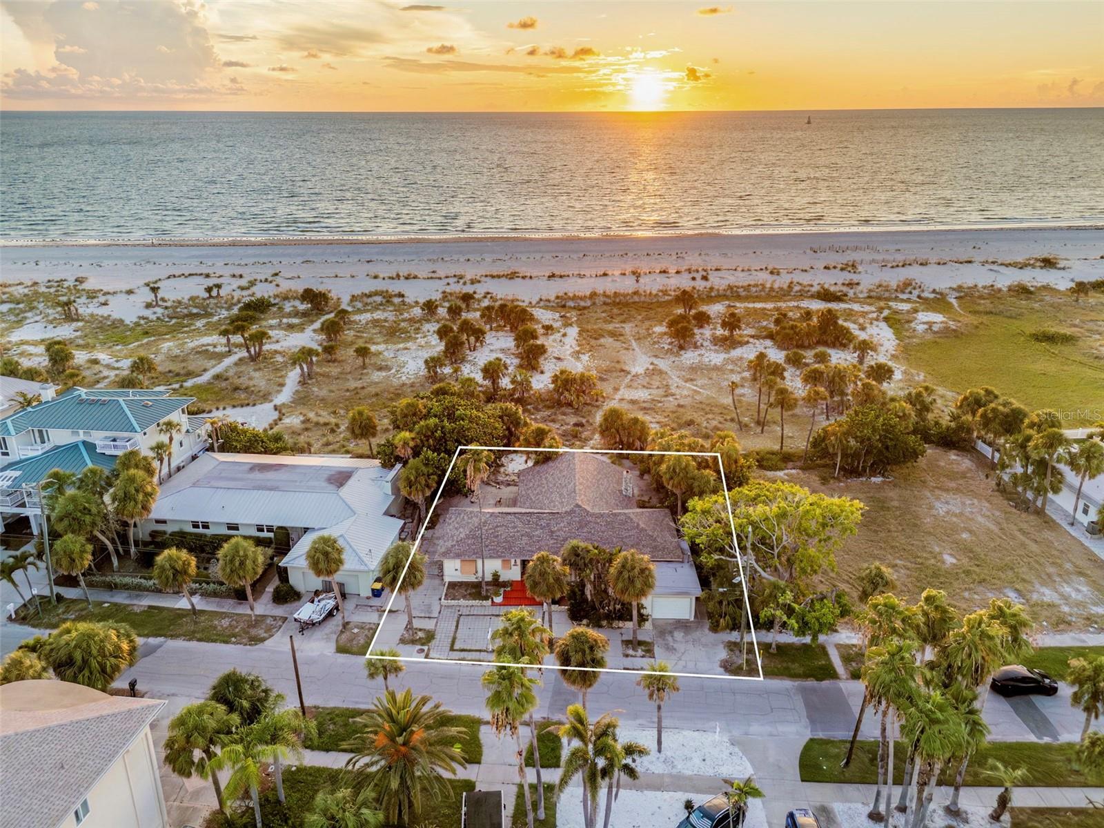 1024 Eldorado, Clearwater Beach, FL 33767